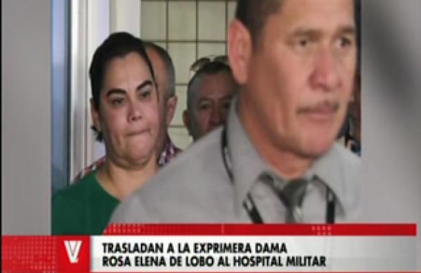 Exprimera dama Rosa Elena De Lobo fue trasladada al Hospital Militar