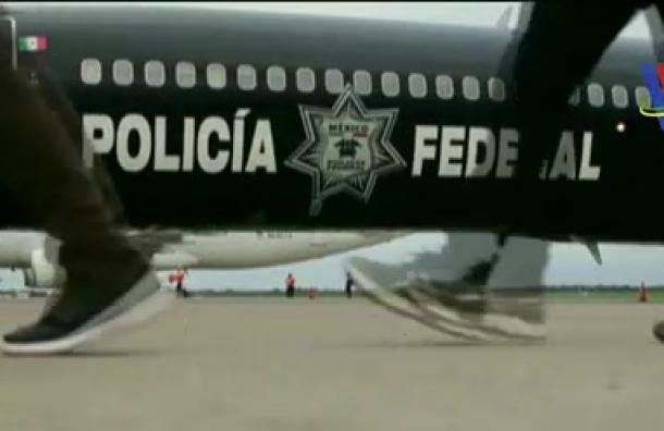 Hondureños continúan retornando en vuelos de la Fuerza Aérea Mexicana