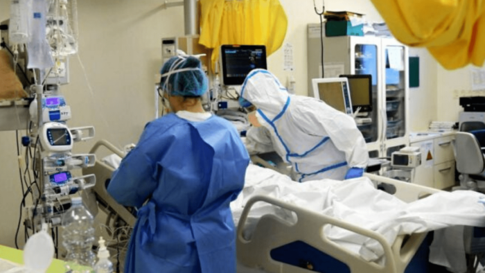 Aumentos de casos de Covid-19 obliga al Hospital El Tórax a reabrir sala Covid