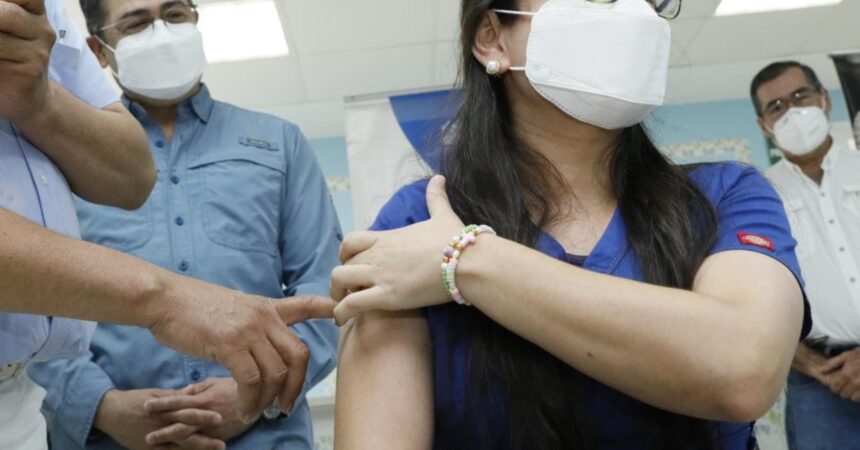 Vacuna AstraZeneca en Honduras