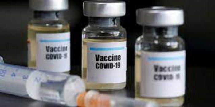 Médicos denuncian irregularidades en contrato de compra de vacunas
