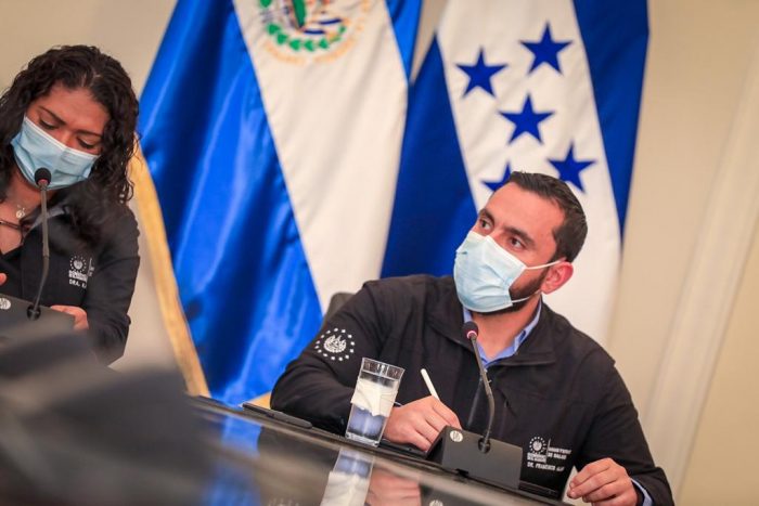Alcaldes lograron donación de 34 mil vacunas de El Salvador