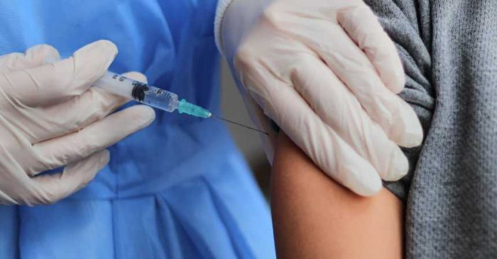 Canadá se convierte en el primer país en aprobar la vacuna de Pfizer a partir de los 12 años