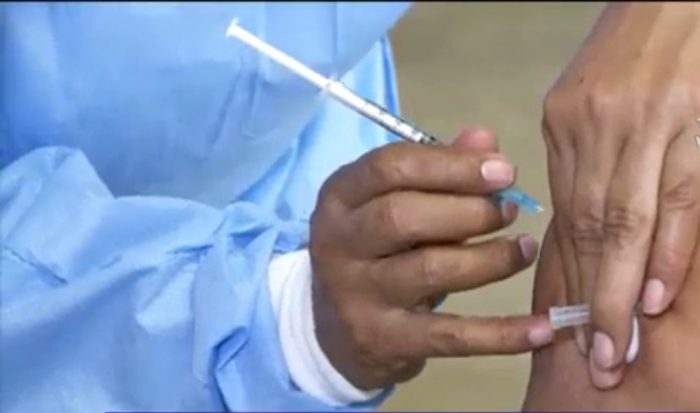 30 mil docentes comenzarán a vacunar el IHSS