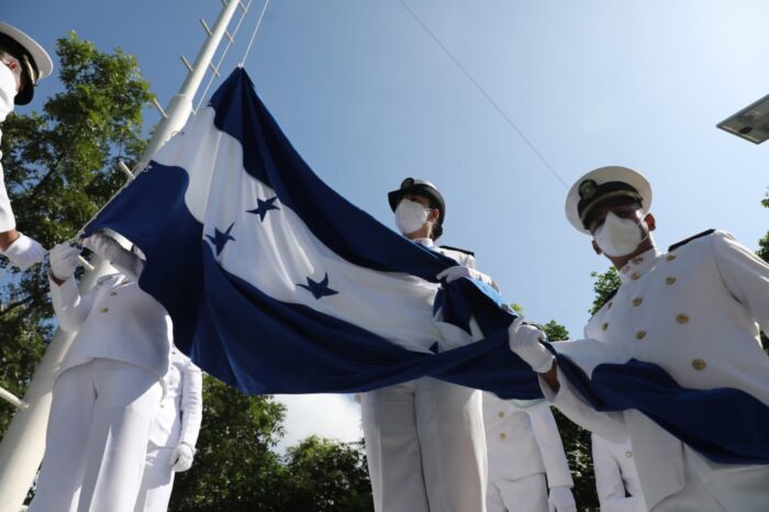 Gobierno de Honduras celebró 179 años de muerte de Francisco Morazán en Isla Conejo