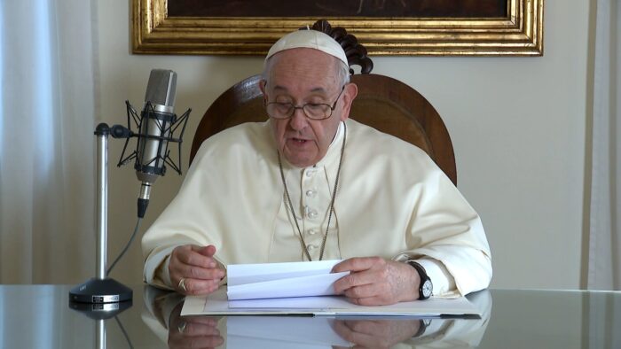El papa pide que la COP26 dé una esperanza concreta a las nuevas