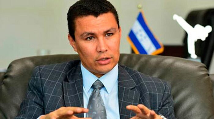 Ebal Díaz: “El tiempo nos vuelve a dar la razón, sobre el vínculo directo que tiene Nasralla y Xiomara con el narcotráfico”