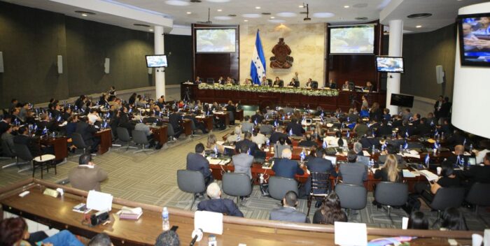 Congreso Nacional ratificó decreto Ejecutivo que otorga acuerdo laboral para empleados públicos
