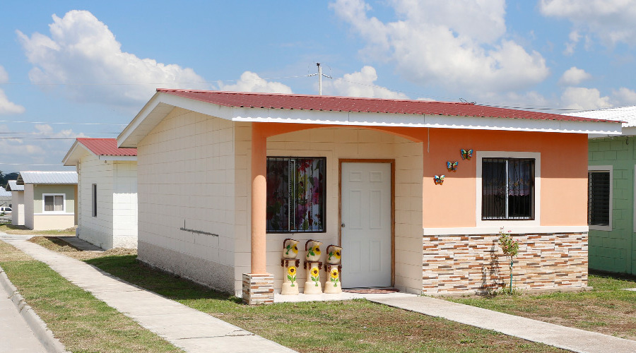 Con el programa Vida Mejor se construyeron más de 5,000 viviendas a  familias de escasos recursos - VTV