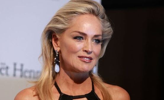 Sharon Stone revela que 'perdió 9 hijos' a través de abortos espontáneos