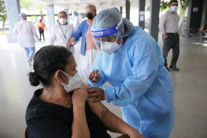 Apenas 2 millones de hondureños se han aplicado la tercera dosis de la vacuna contra el Covid-19