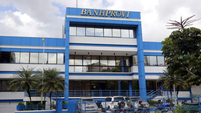 Banprovi defiende remodelación de oficina