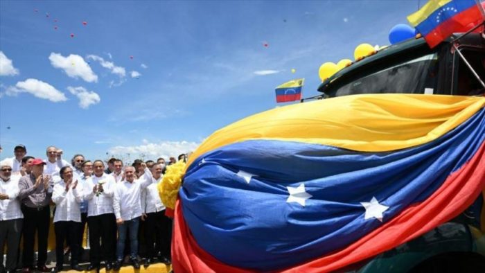 Colombia y Venezuela reabren su frontera tras siete años de distanciamiento