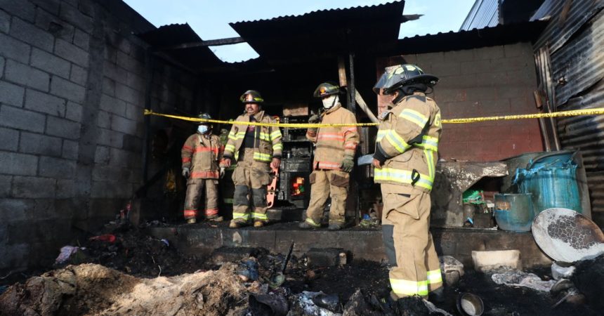 Mueren 12 integrantes de una familia tras incendio en comunidad maya en Guatemala