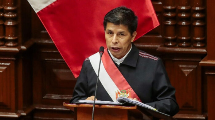 Perú: Renuncian cuatro ministros del gobierno de Pedro Castillo
