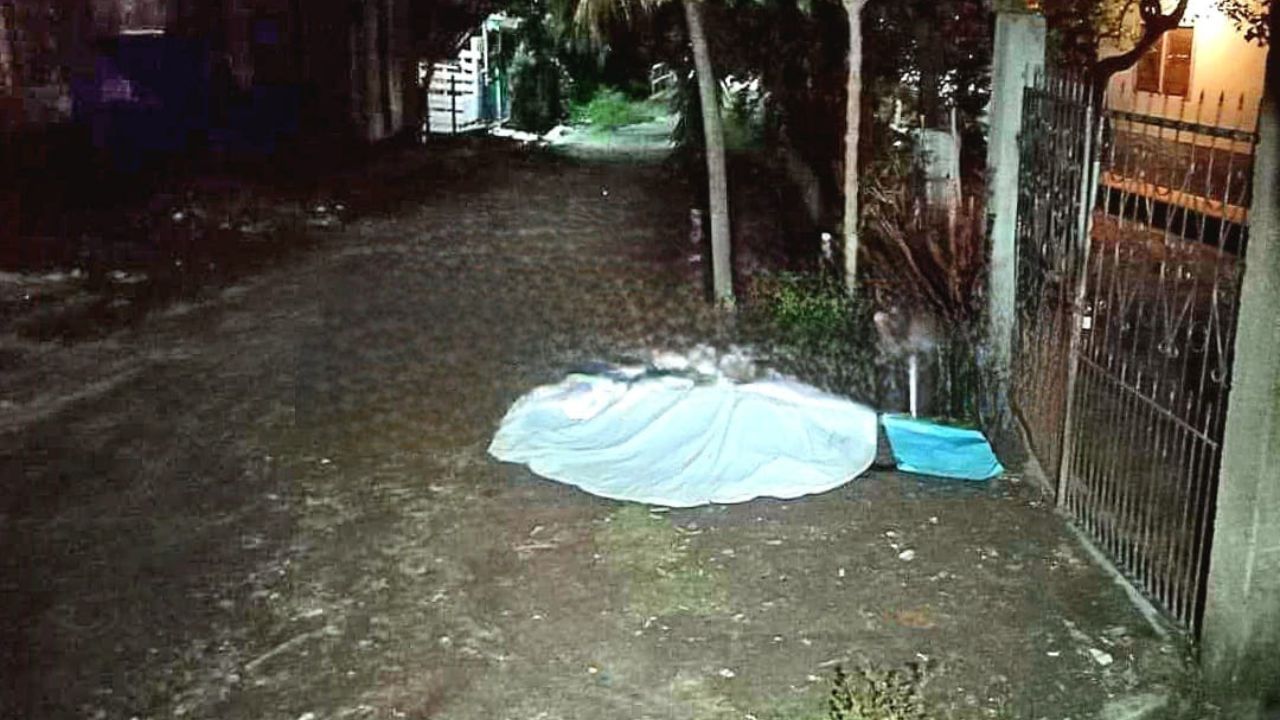Asesinan a mujer en Choloma, le dejan rotulo “Se muere por sapa”
